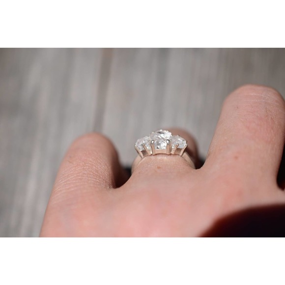 Raw Crystal Ring, Raw Stone Ring, Rings for Women, Stacking Ring, Raw Ge… - Picture 2 of 4